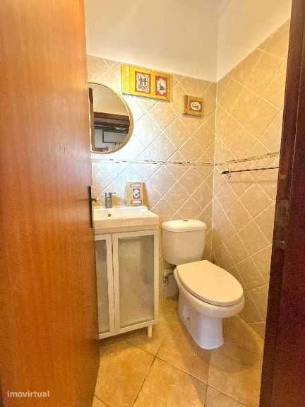 Banda T3 + 1  Vila Nogueira de Azeitão - Grande imagem: 5/12