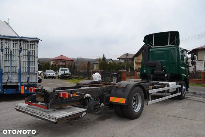 DAF CF 280 Rama do zabudowy Pierwszy Właściciel Import Niemcy Niski przebieg Kabina sypialna - 4