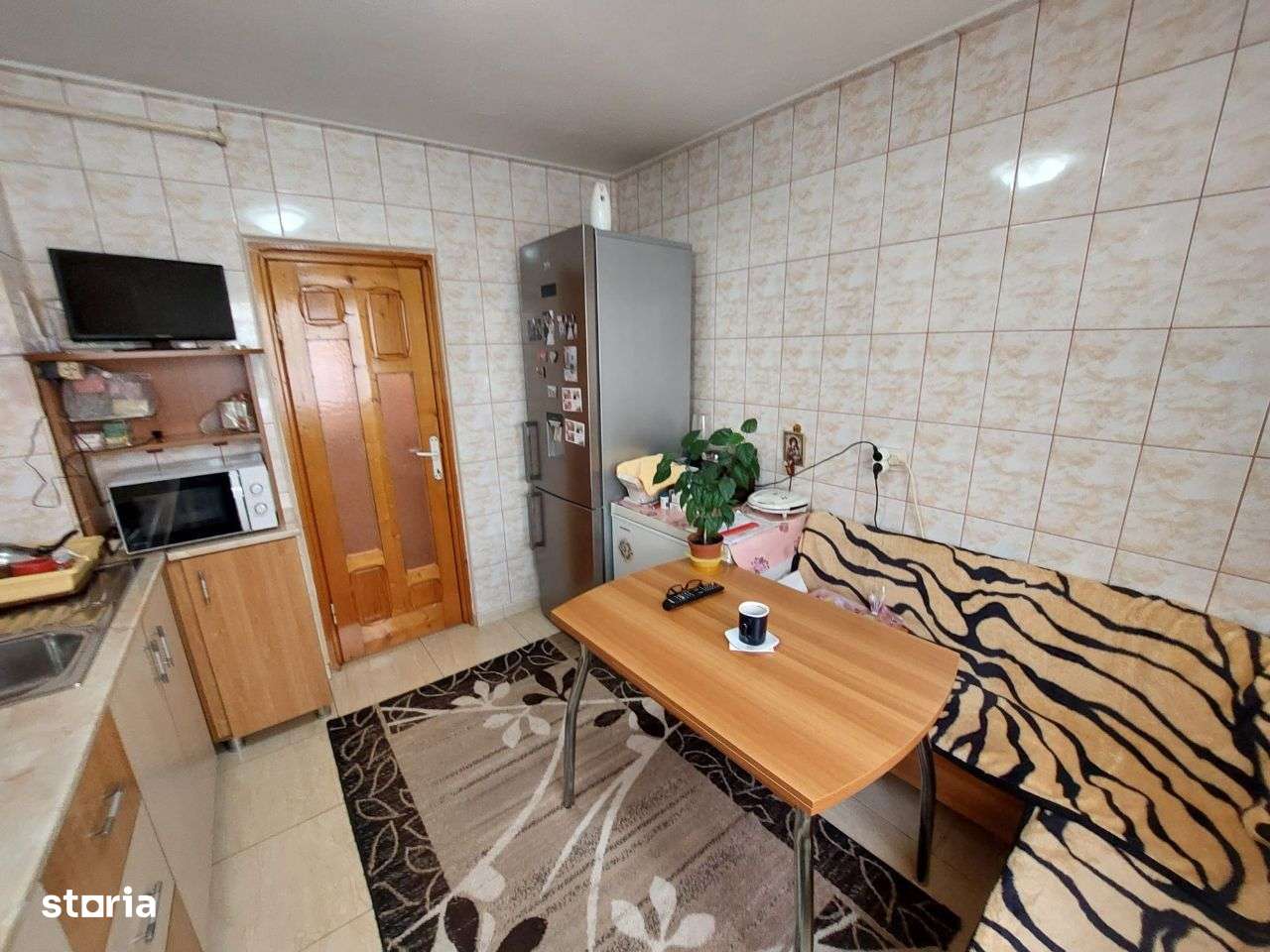 COMISION 0 Ap. 3 camere, semidecomandat, 67 mp. utili, Et. 1,M 11. - Imagine principală: 3/9