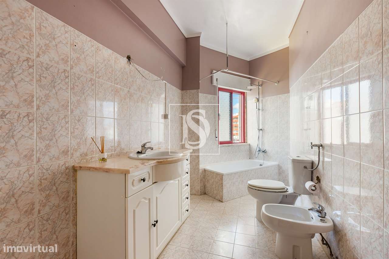 Apartamento T3 Venda em Alverca do Ribatejo e Sobralinho,Vila Franca d-12