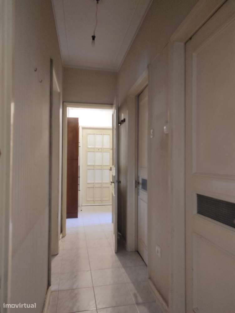 T2+1 na Avenida da Republica junto ao El Corte Inglês-12