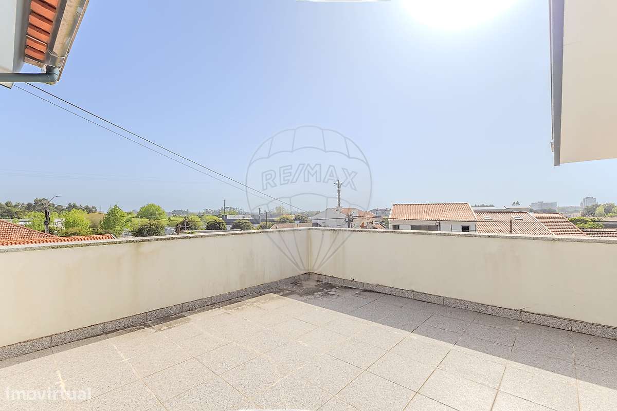 Moradia T4 para venda-25