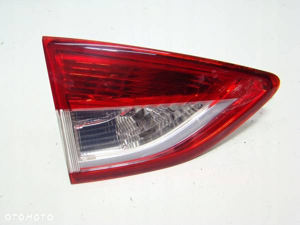 FORD KUGA MK2 - LAMPA LEWY TYŁ KLAPY - 1