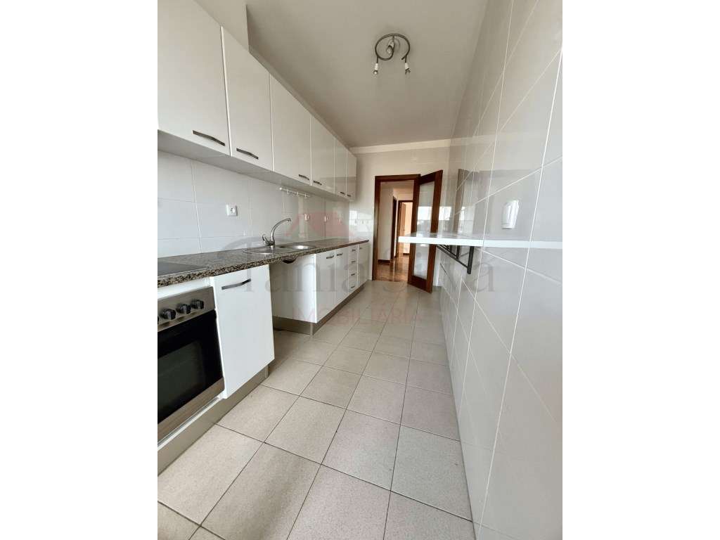 Apartamento T2 Mafamude e Vilar do Paraíso - Vila Nova de Gaia - Grande imagem: 3/12