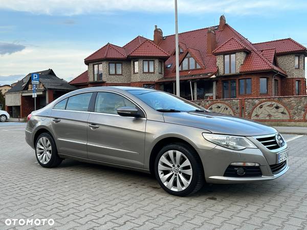 Volkswagen Passat CC 2.0 TDI DPF - 26