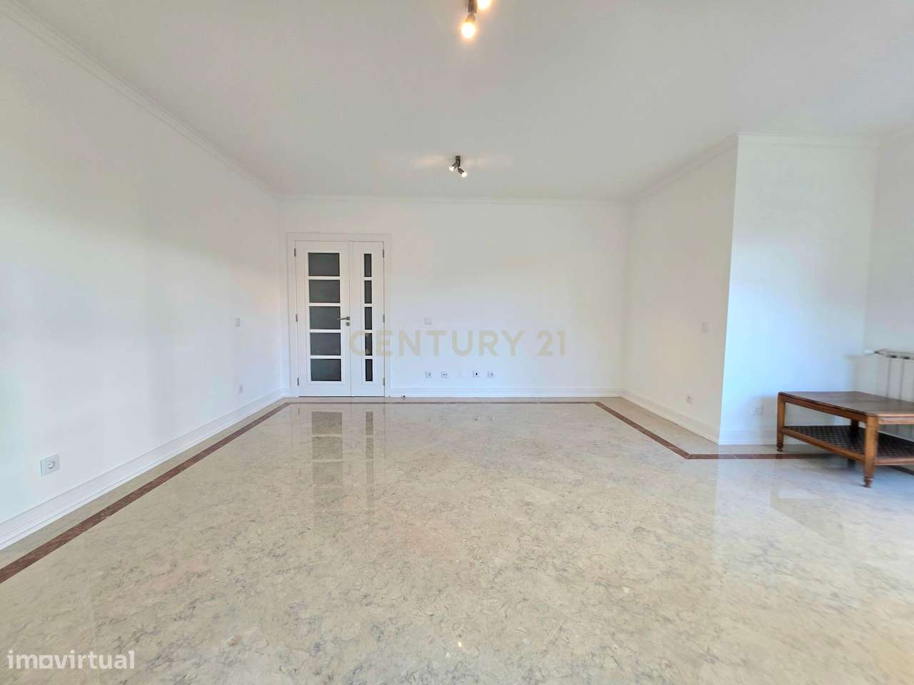 Exclusivo Apartamento T2 no Campo Grande - Grande imagem: 4/25