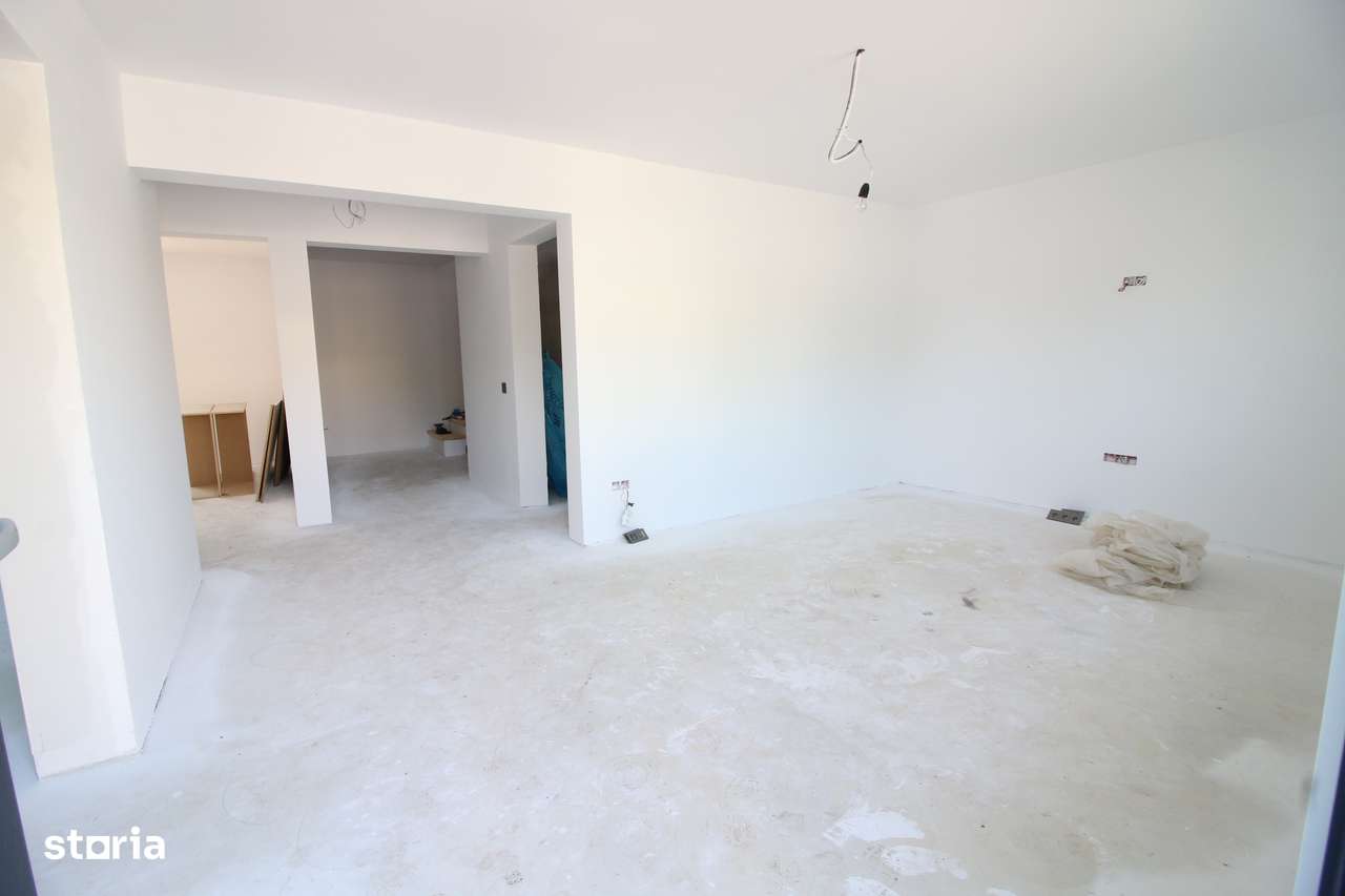 Vand vila P+M Sendreni stradal - Imagine principală: 3/10