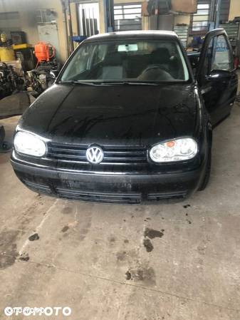 VW GOLF IV 1.9 TDI 110KM LC9Z PÓŁKA TYŁ - 1