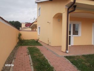 Inchiriere casa/vila in Bucov