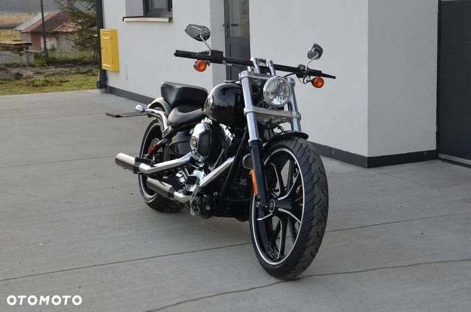 Harley-Davidson FXSB Breakout - 19