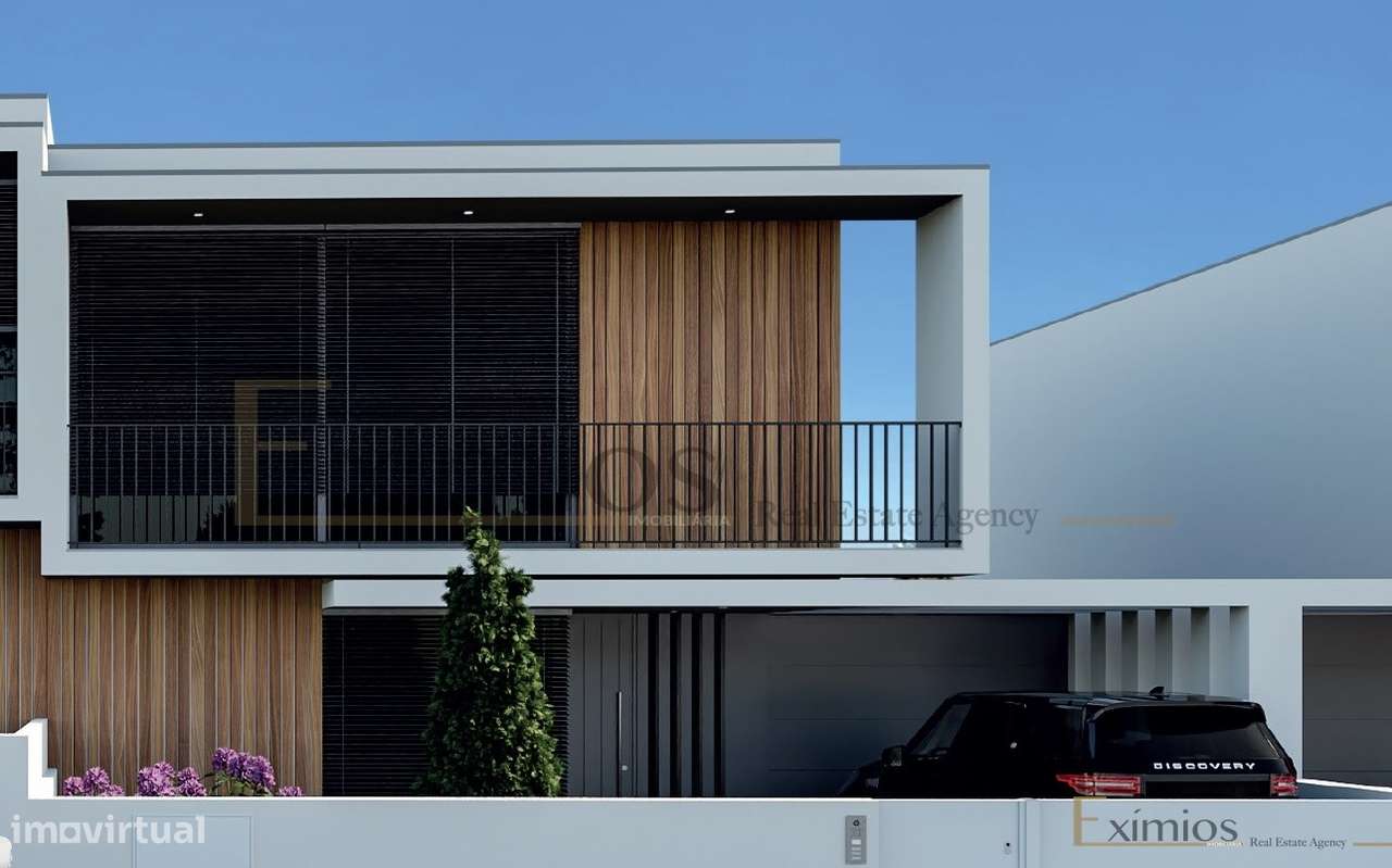 Moradia V3 em fase de construção, em Vila Chã. - Grande imagem: 2/13