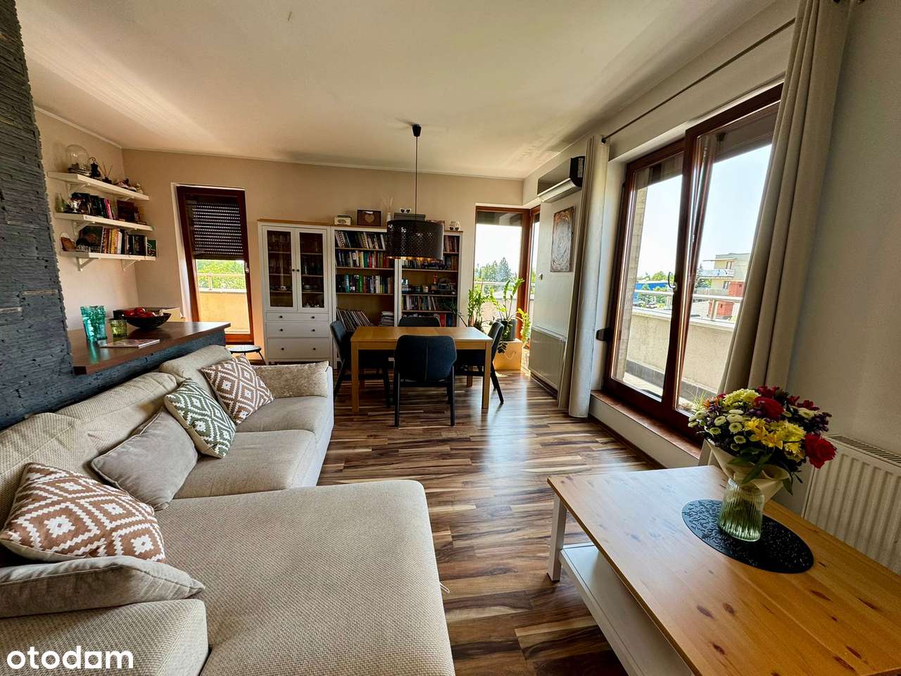 Mieszkanie 103m2, 4 pokoje, jasne i komfortowe, idealne dla rodziny - Pełny obrazek: 1/19