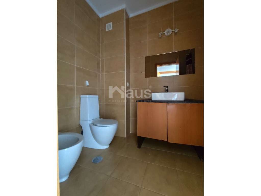 T3 Vila Serena parqueamento e garagem-11