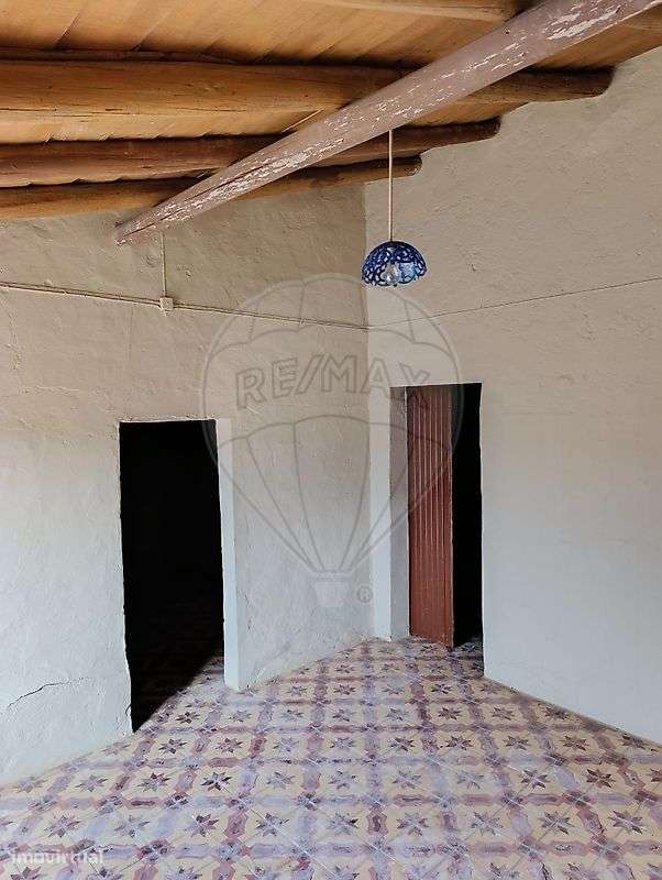 Moradia T1 para venda-7