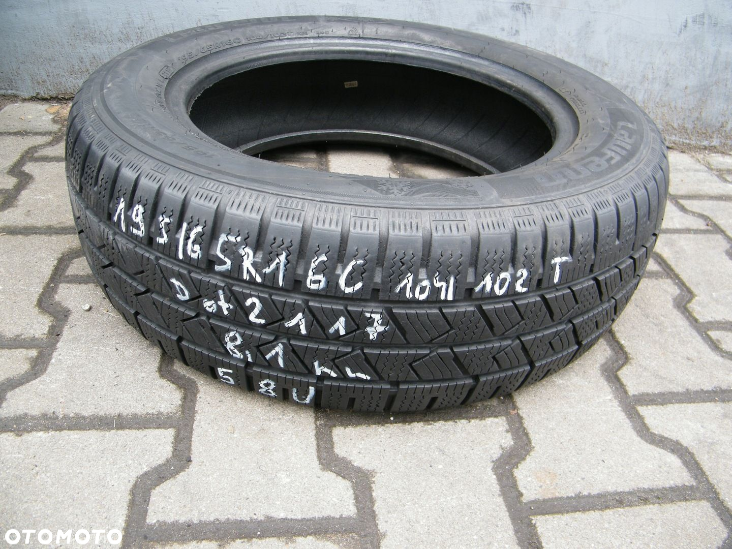 58U 1xZ 195/65R16C 104/102T LAUFENN I FIT VAN - 2