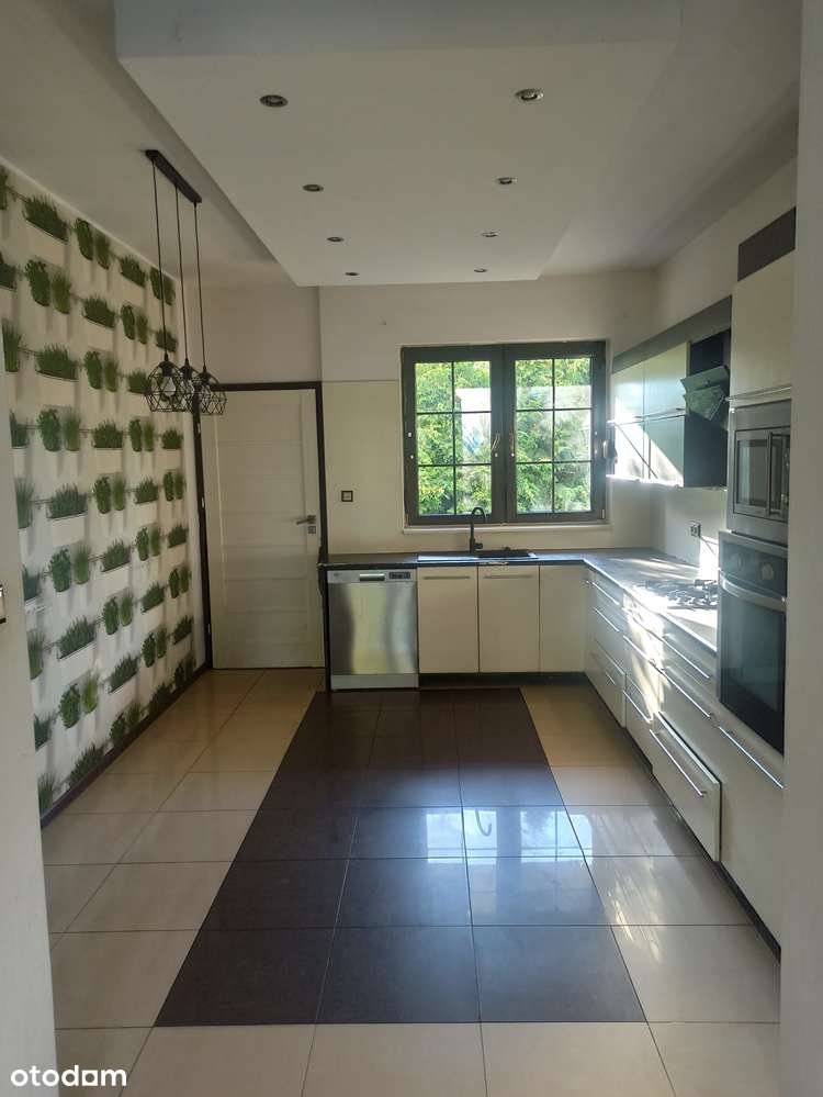 Dom dla dwóch rodzin -Możliwość prowadzenie działalności gospodarczej - Pełny obrazek: 4/20