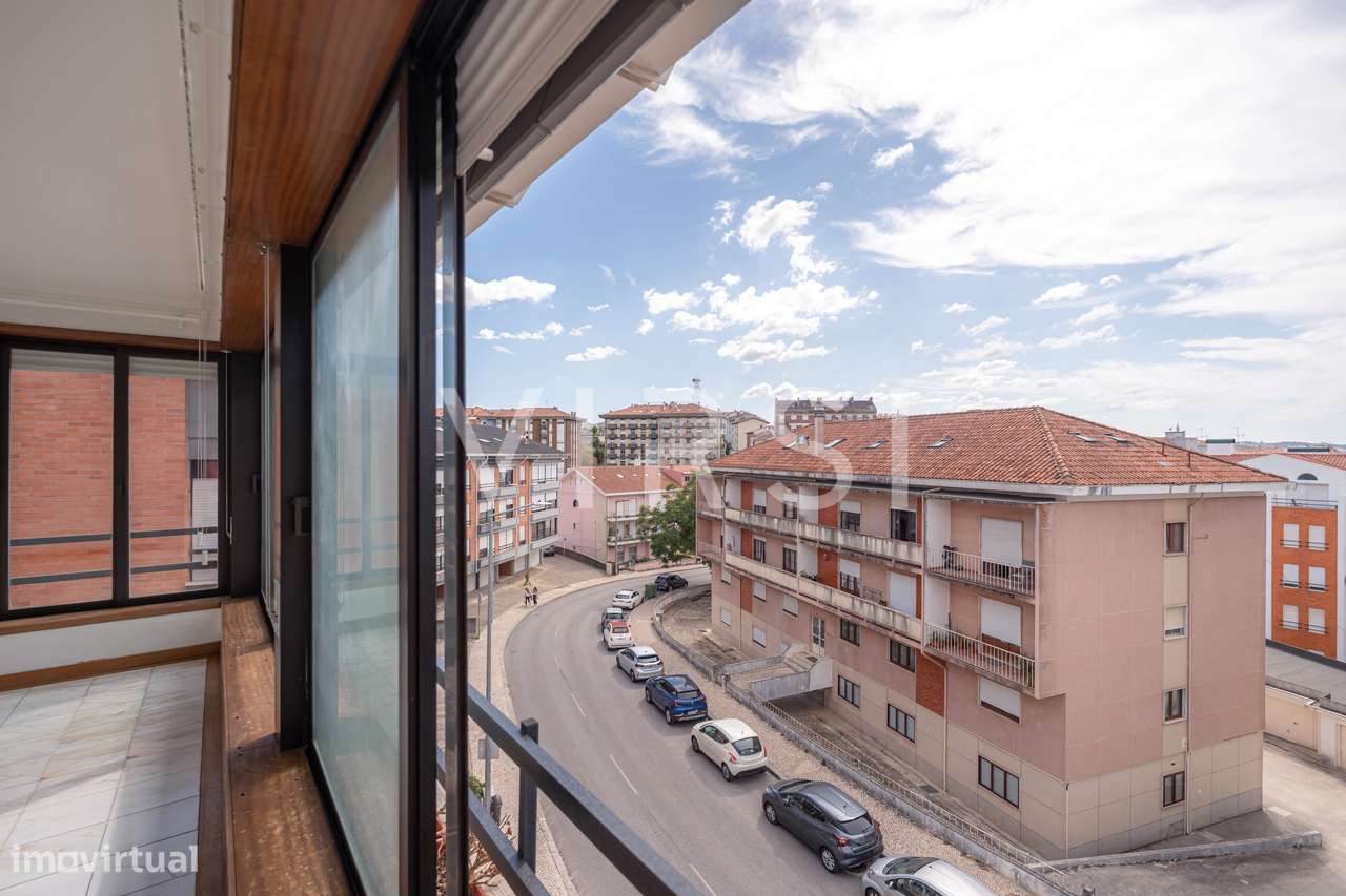 Apartamento T3 duplex c/ garagem em Coimbra - Celas-4