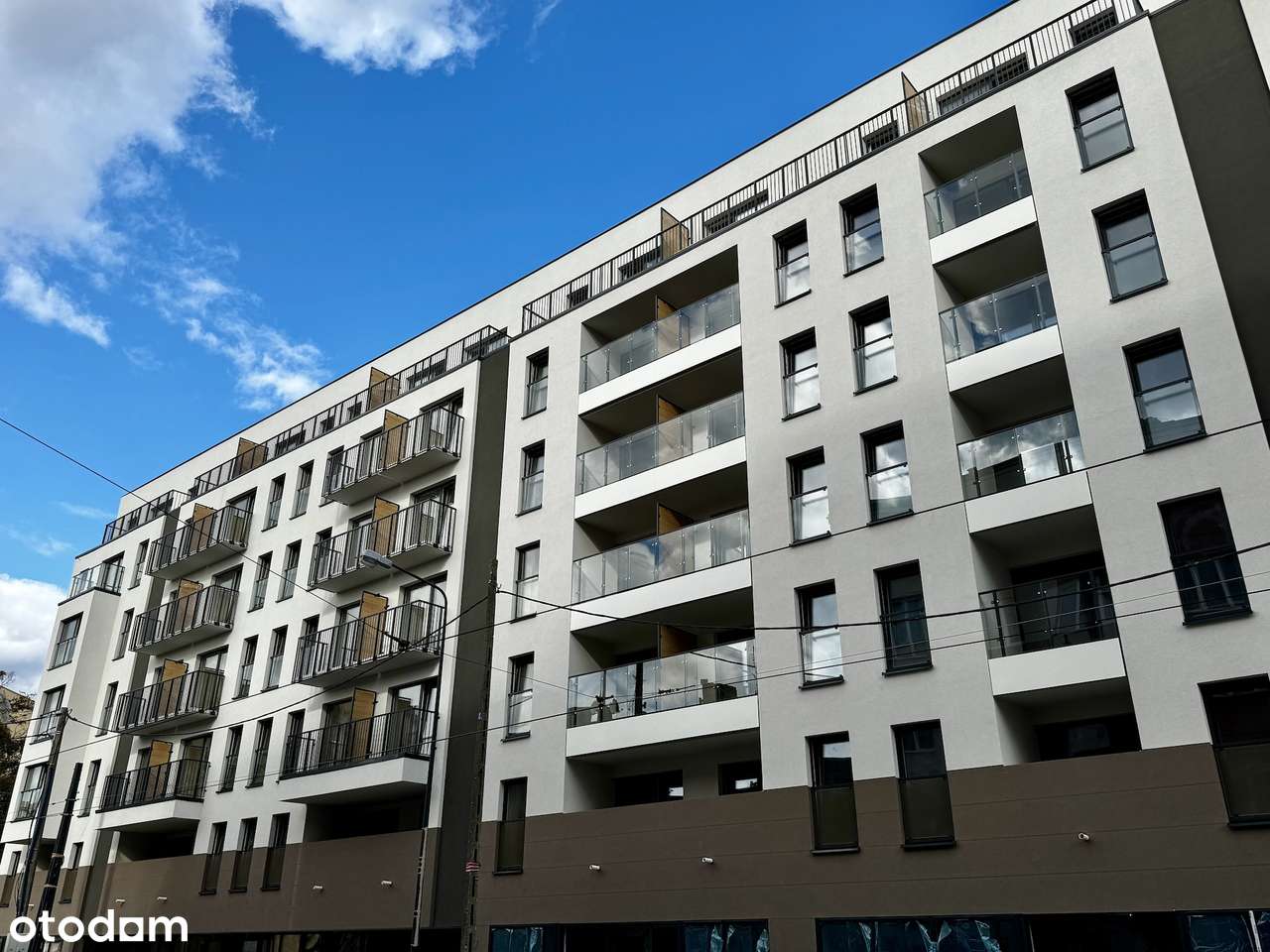 ŚWIEŻO ODDANY BLOK !! Ścisłe Centrum !!! PARKING - 10.000 PLN !!!-8