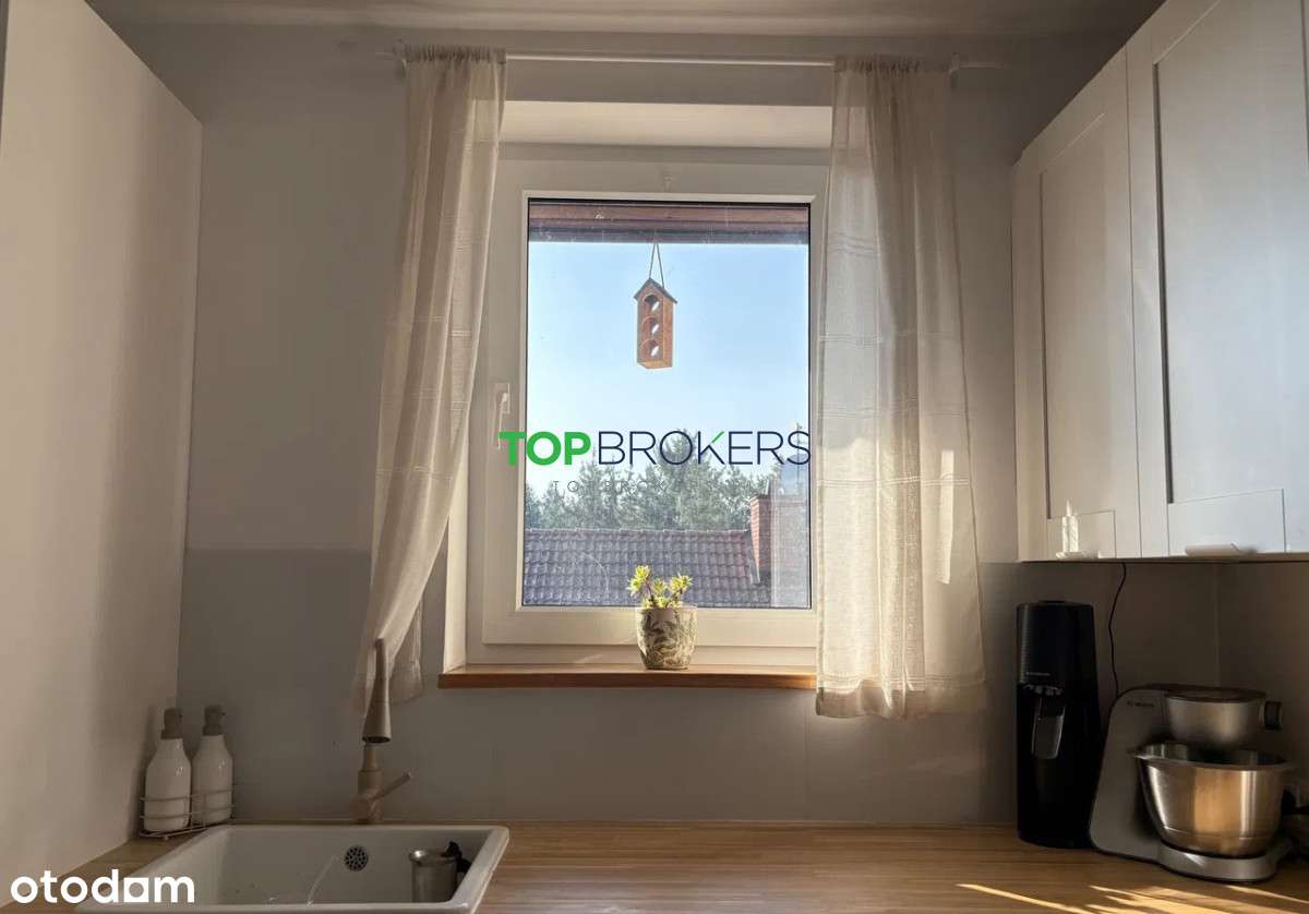 Przestronne trzy pokoje na dwóch poziomach-3