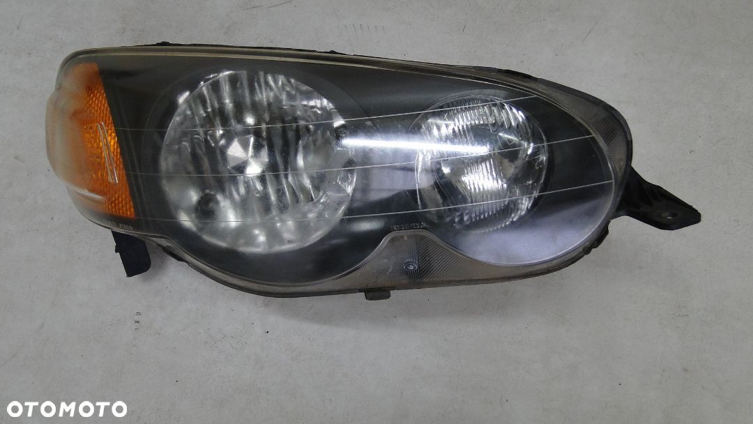 HONDA HR-V HRV I LAMPA PRAWA PRZÓD PRZEDNIA 99-01r EUROPA - 1