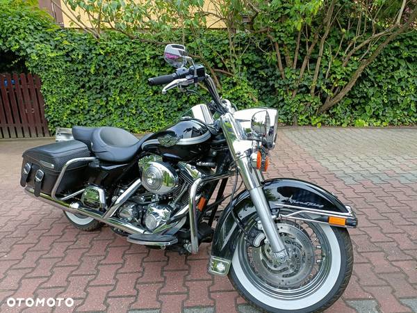 Harley-Davidson Touring Road King - 2