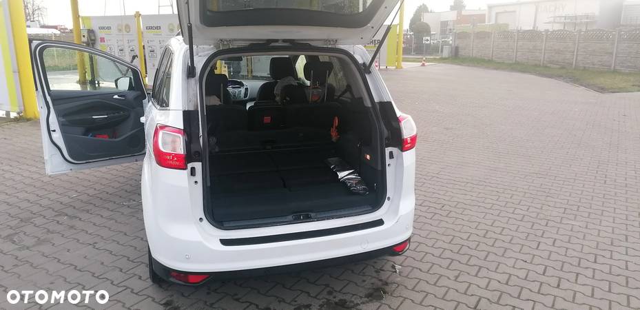 Ford Grand C-MAX 1.6 TDCi Titanium - 10