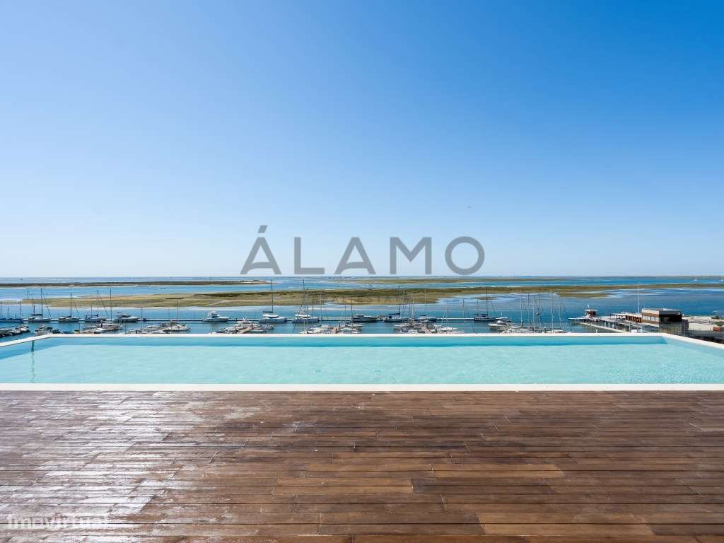 Apartamento T1 em empreendimento de luxo na Marina de Olhão-20