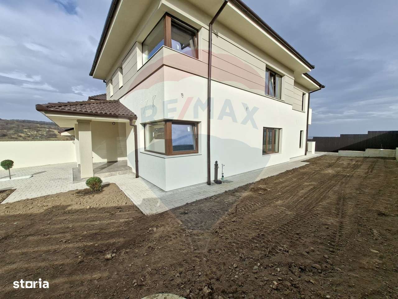 Vilă Individuală în Cisnădioara-3
