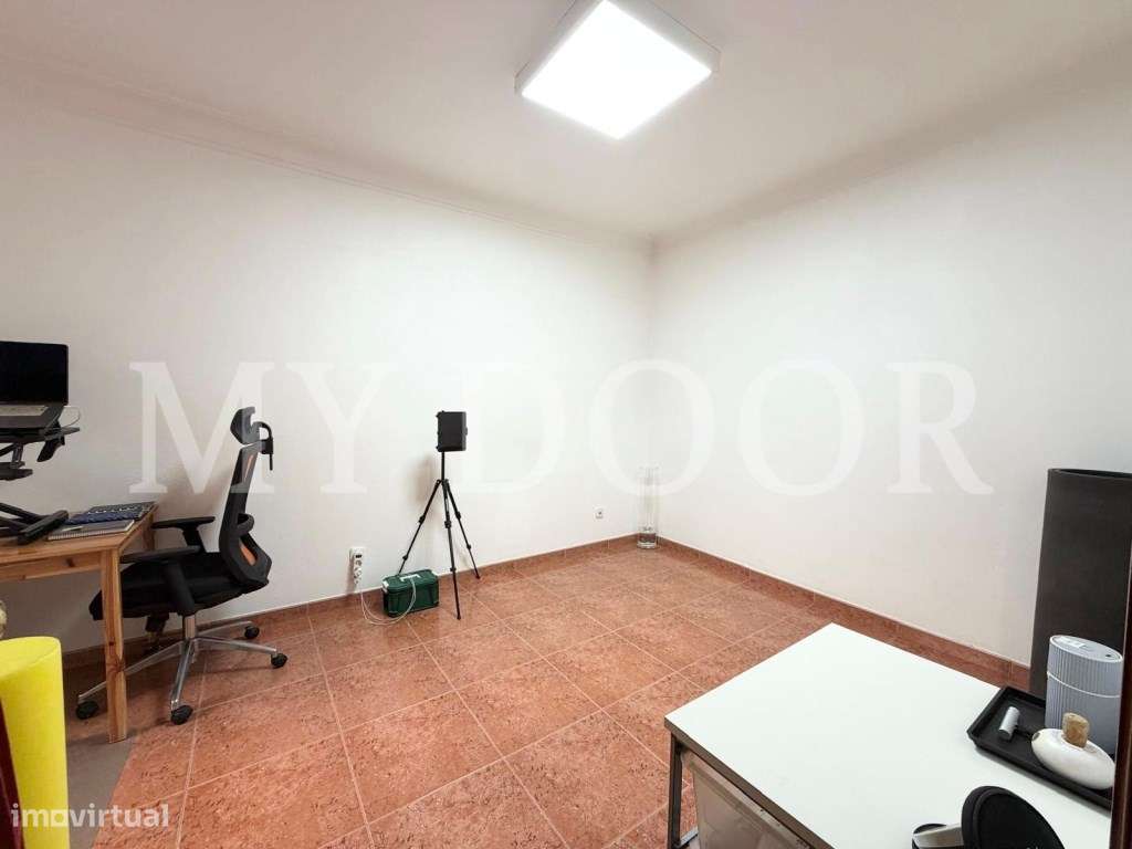 Apartamento T2 em Moscavide - Excelente Área - TERRAÇO 25M-14