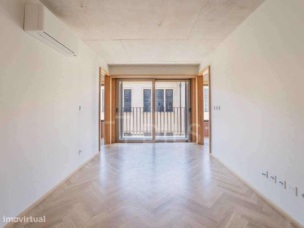 Padre Cruz 64 - Grande imagem: 3/60