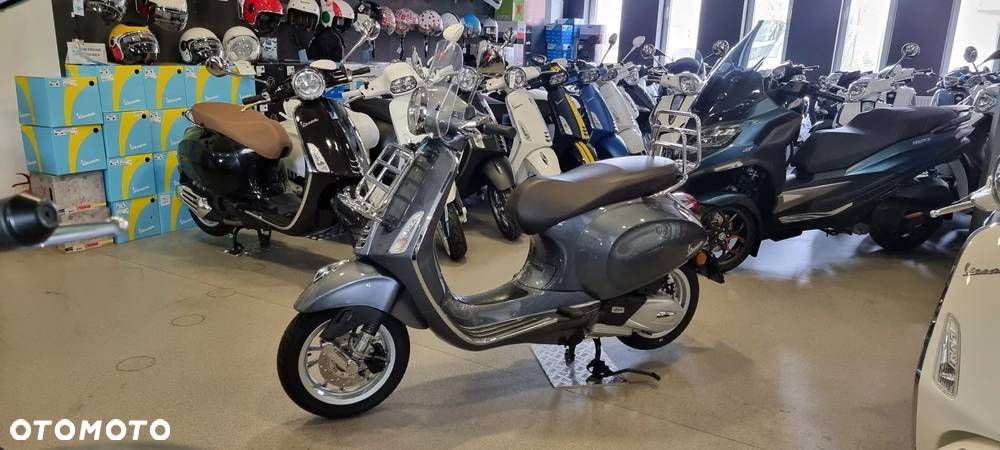 Vespa Primavera - 3