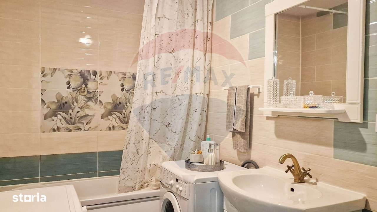 Apartament de vanzare 3 camere , zona Vivo-9