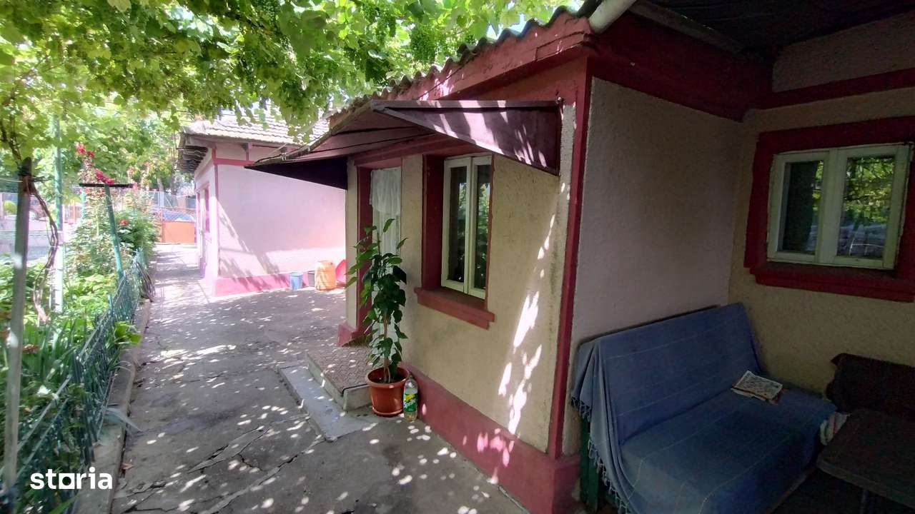 Teren pentru casă verde langa promenada din Ovidiu - Imagine principală: 5/13