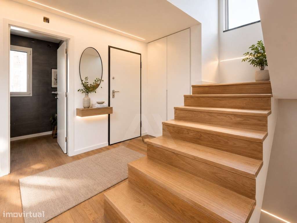 Moradia T5 na Amoreira com vista mar, piscina e jardim privativo-12