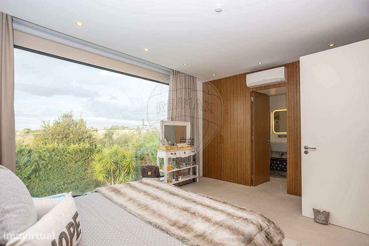 Moradia T4 para venda-34