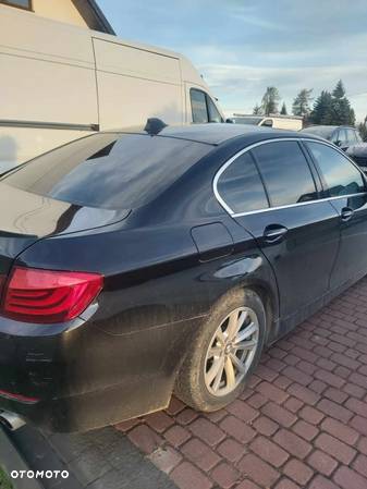 BMW Seria 5 535d xDrive - 4