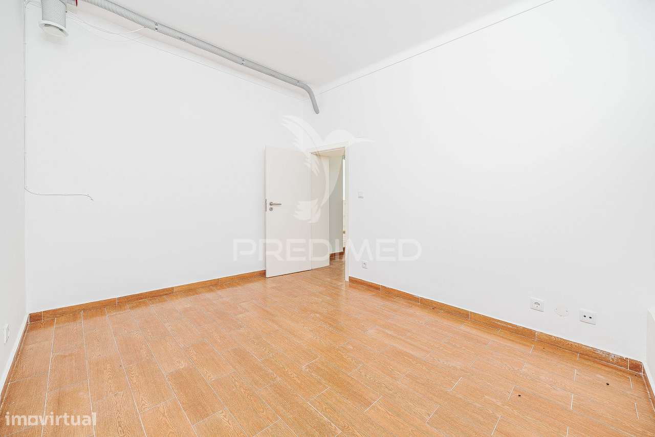 Escritório | Renovado | Queluz | Arrendamento - Grande imagem: 5/33