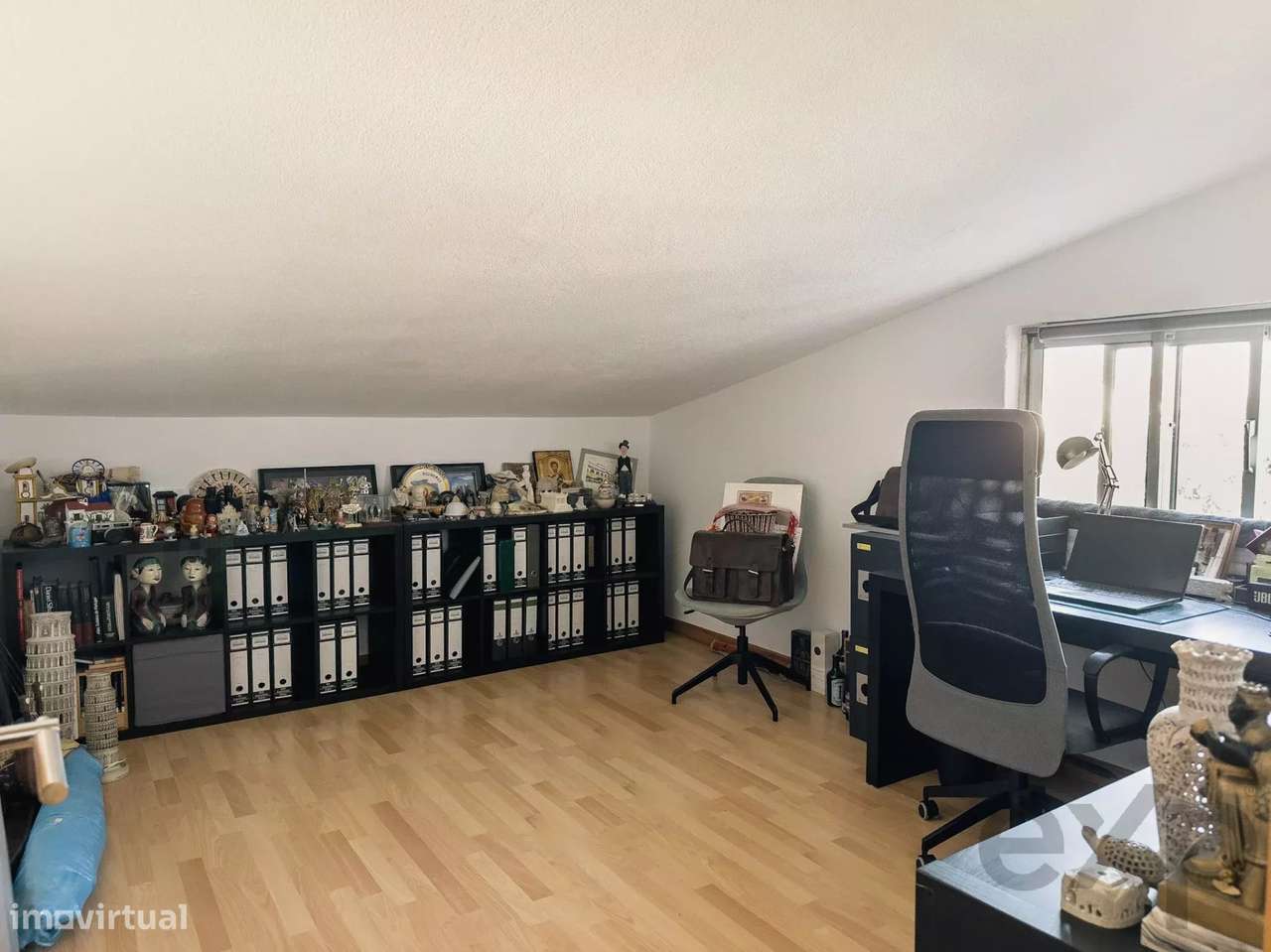 Oportunidade rara numa das localizações mais valorizadas de Fernão Fer-33