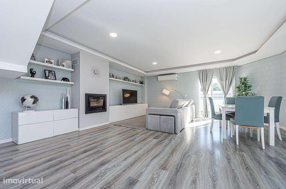 Moradia T4 à venda em Fernão Ferro - Grande imagem: 5/29