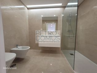 APARTAMENTO T2 NOVO PARA ARRENDAMENTO SETE RIOS, CAMPOLIDE - Grande imagem: 4/24