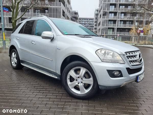 Mercedes-Benz ML 350 BlueTec 4-Matic - 1