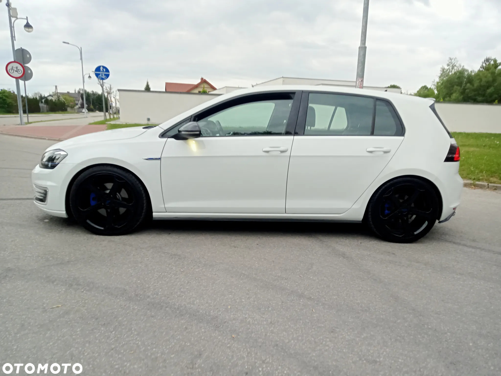 Volkswagen Golf - 5