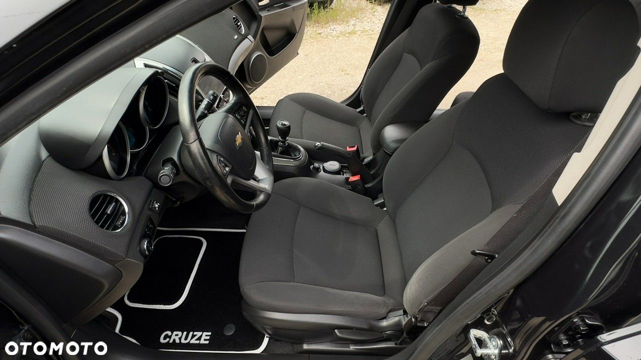 Chevrolet Cruze - 5