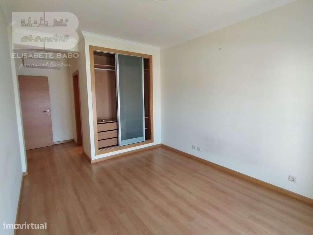 Apartamento à Venda em Alcochete - Vista majestosa sobre o rio Tejo...-15
