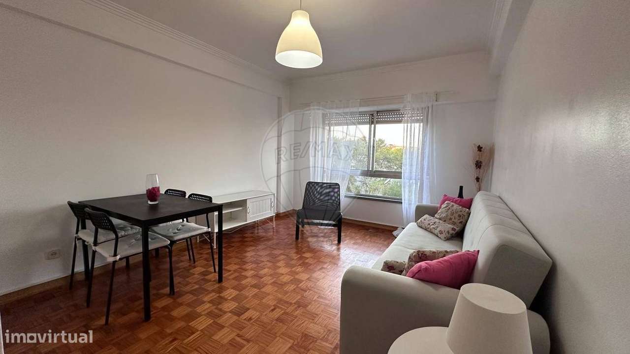 Apartamento T1 para arrendamento - Grande imagem: 1/17