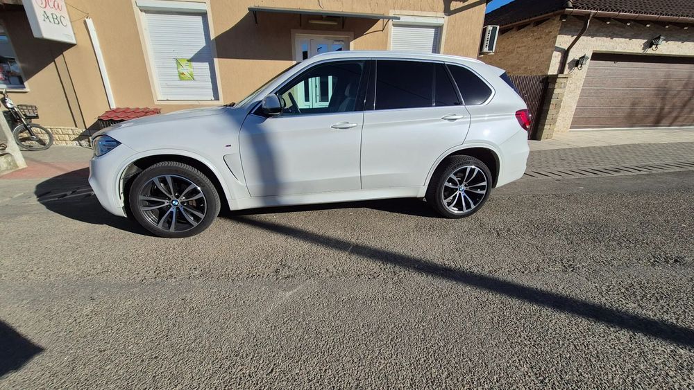 BMW X5 F15 [2013 - 2018] xDrive30d Sport-Aut. 2016