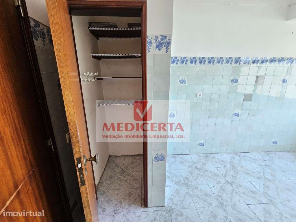 Azambuja - Centro T2 - 75m² - Grande imagem: 3/21