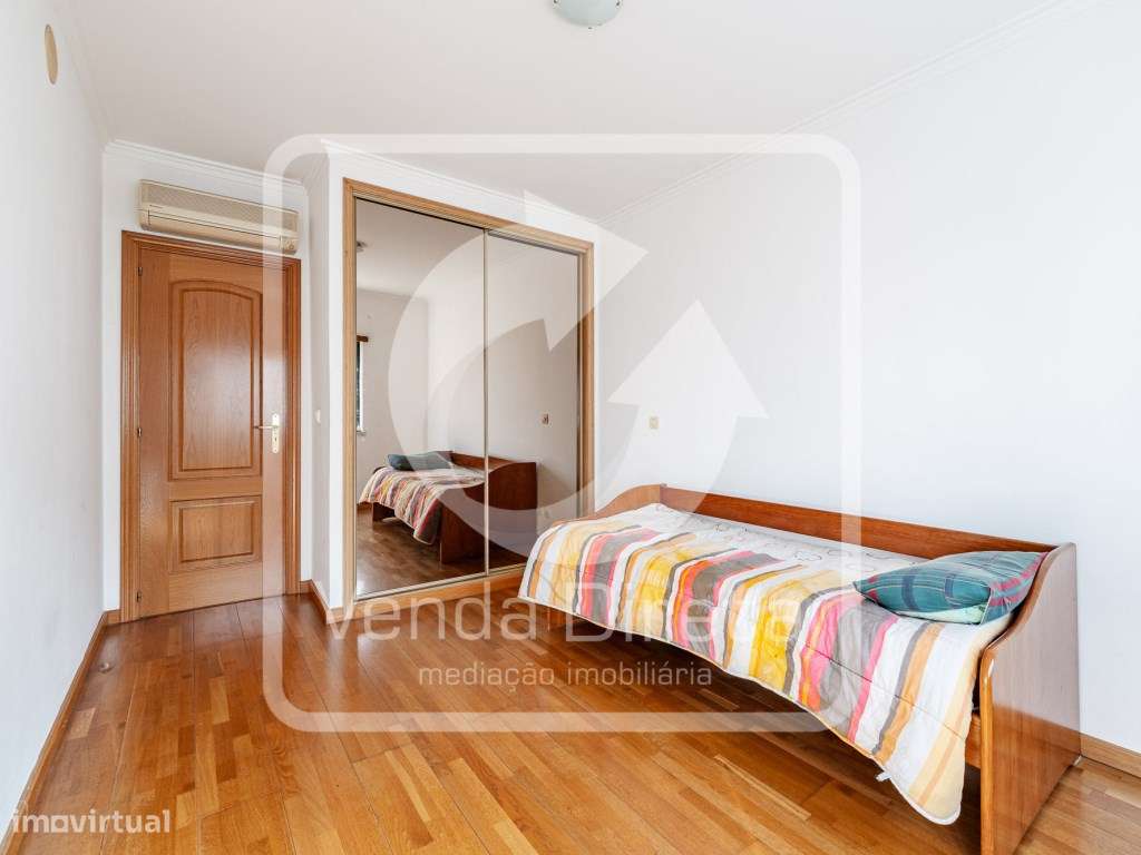 Apartamento T3 com estacionamento - Fidalguinhos, Barreiro-26
