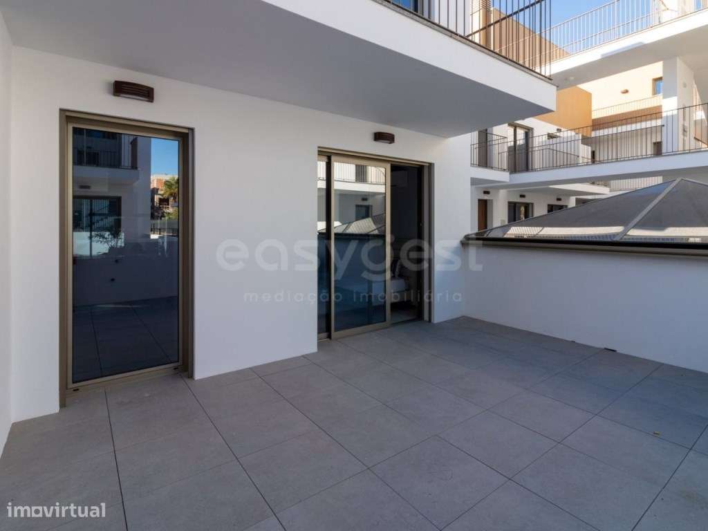 Apartamento T2, em condomínio com piscina em Cabanas de Tavira - Grande imagem: 4/25