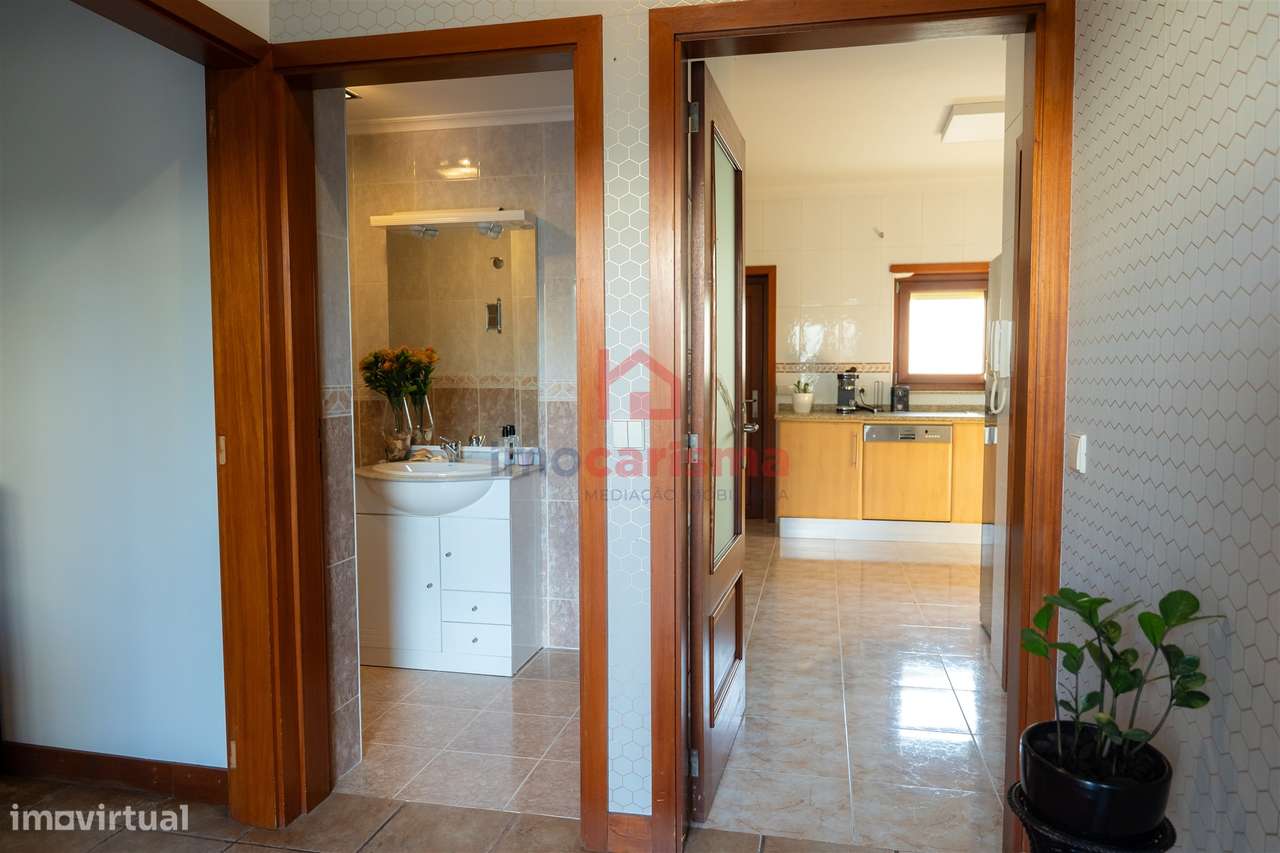 Moradia T4 em Guardizela, Guimarães-34